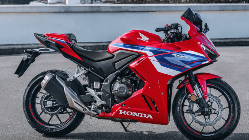 Honda CBR400R Mileage